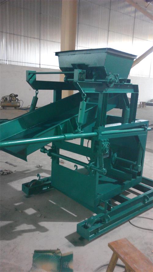 鲁冠玻璃机械 东营市摆杆式加料机 玻璃球窑炉摆杆式加料机高清图片 高清大图